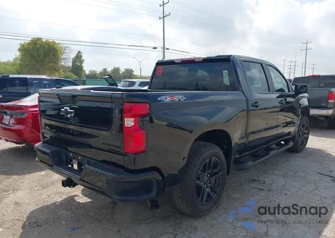 2026 Chevrolet Silverado 1500 4Wd Short Bed Custom z USA, uszkodzony, nr VIN 1GCPKBEK7TZ121980